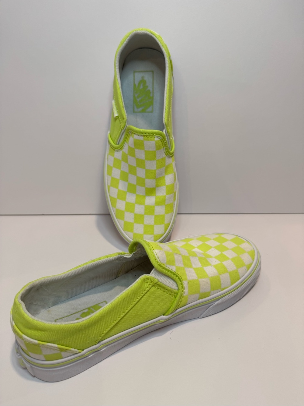 Vans Classic Slip-On Neon Green Checkered Shoes 6.5 - Picture 2 of 11